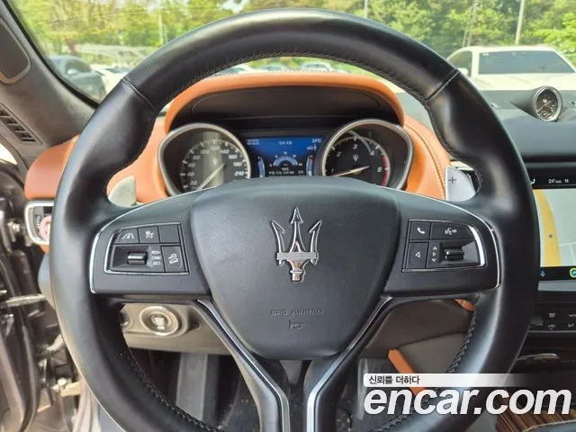 Maserati Levante id 2936917 из Кореи 13