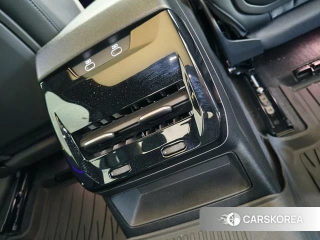 Audi A5L id 4301841 из Китая 14