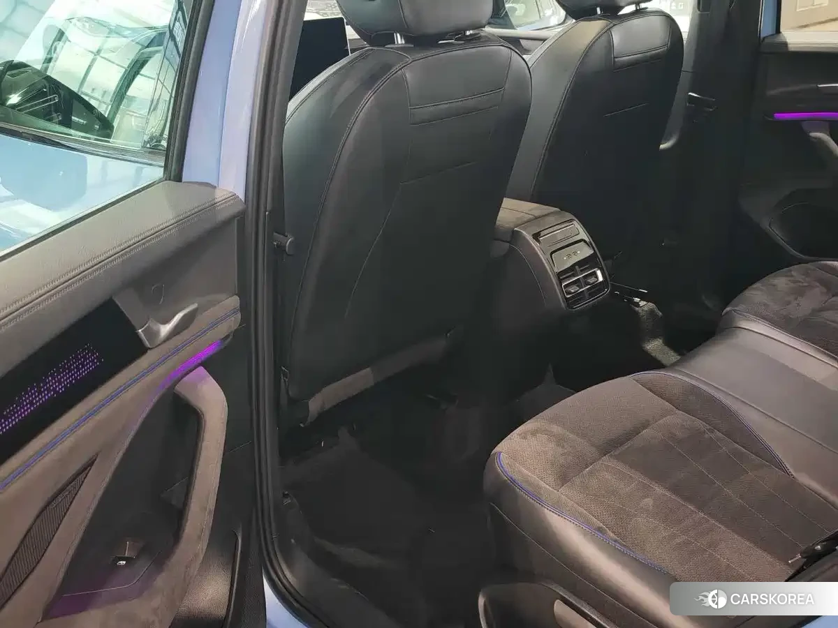 Volkswagen Tiguan L id 4622341 из Китая 10