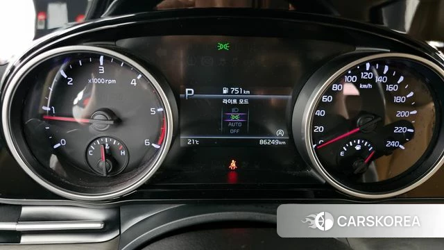 Kia Carnival 4th generation id 3924120 из Кореи 18