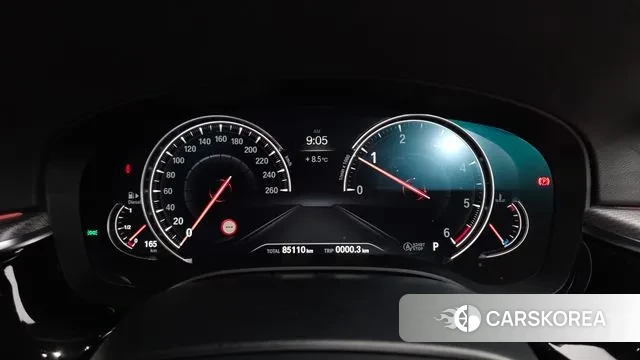 BMW 5 Series (G30) id 3703930 из Кореи 18