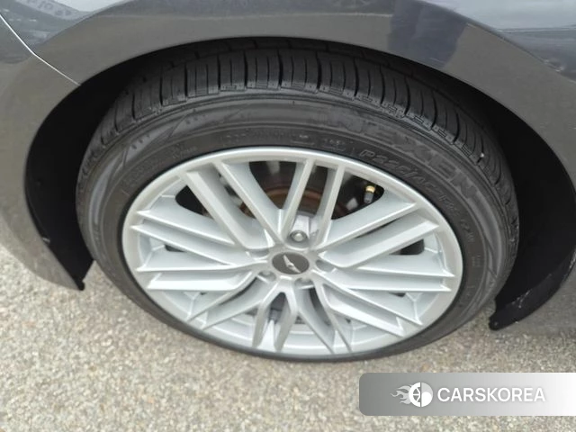 Genesis G70 id 4482525 из Кореи 18