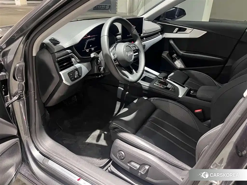 Audi A4L id 4589105 из Китая 14
