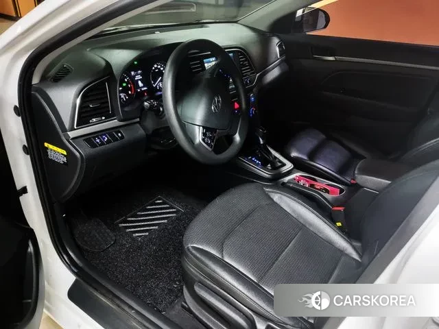 Hyundai Avante AD id 3737153 из Кореи 16