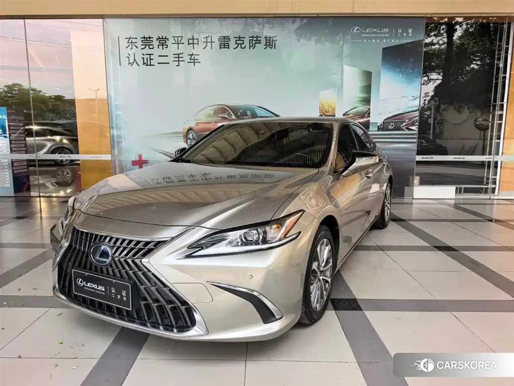 Lexus ES id 4589095 из Китая 8