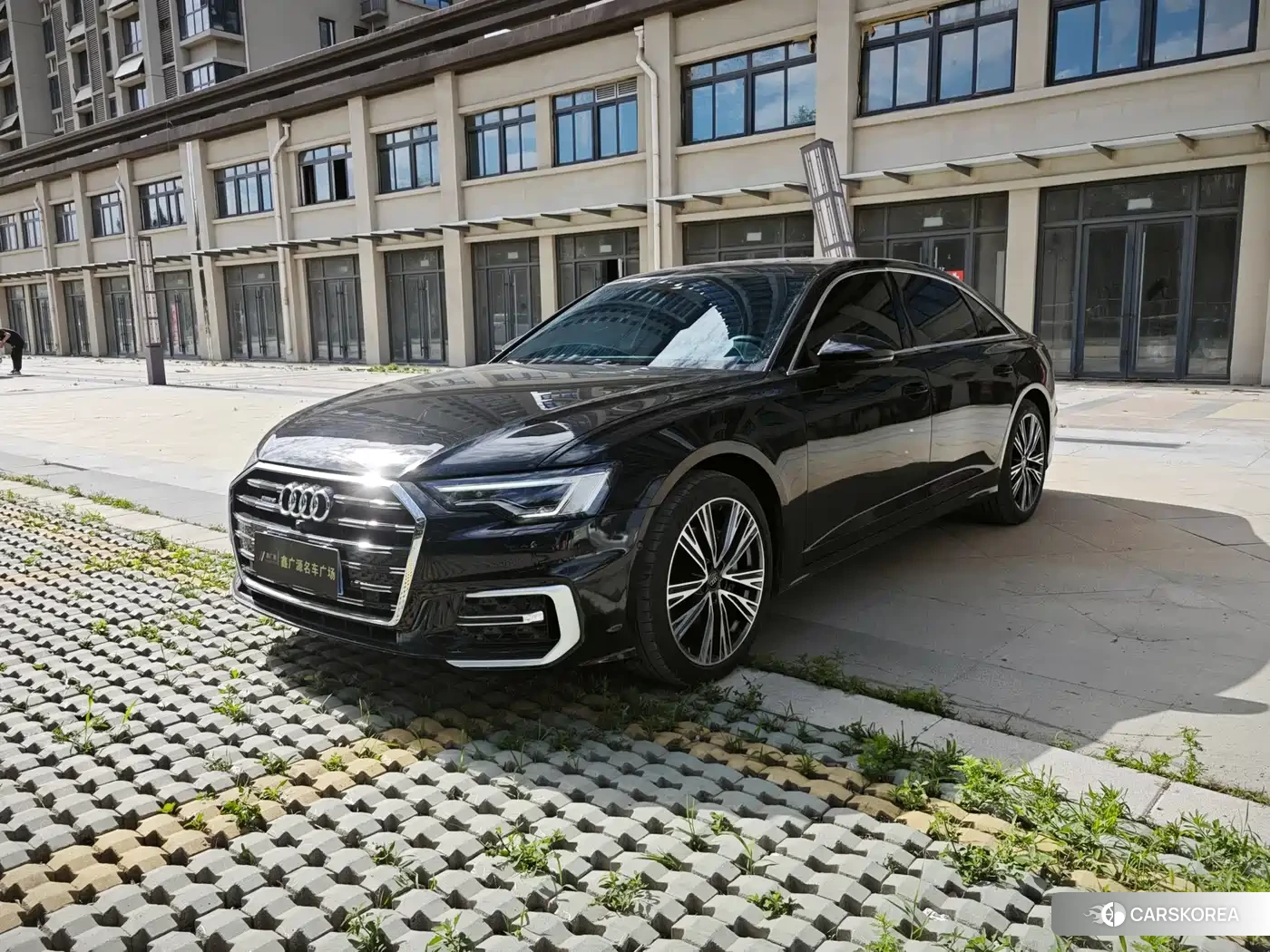 Audi A6L id 4600836 из Китая 8