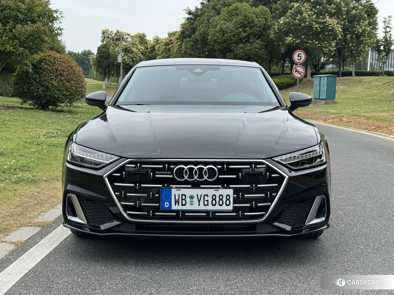Audi A7L id 4453817 из Китая 11
