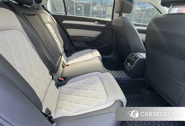 Volkswagen Magotan id 3913944 из Китая 23