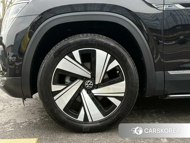 Volkswagen Tourang id 4210592 из Китая 11