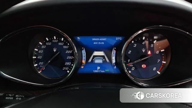 Maserati Quattroporte id 4633208 из Кореи 18