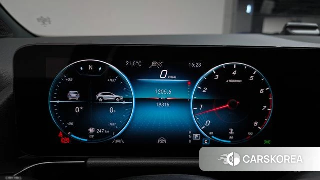 Mercedes-Benz GLA - Class H247 id 3877517 из Кореи 19