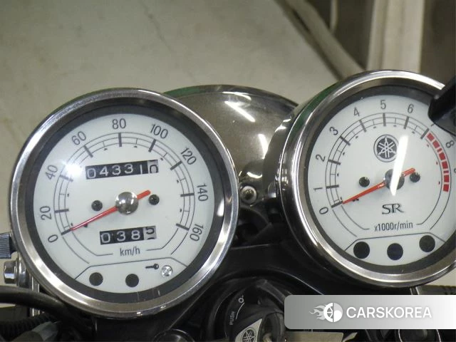 Yamaha SR400 id 4182931 из Японии 22