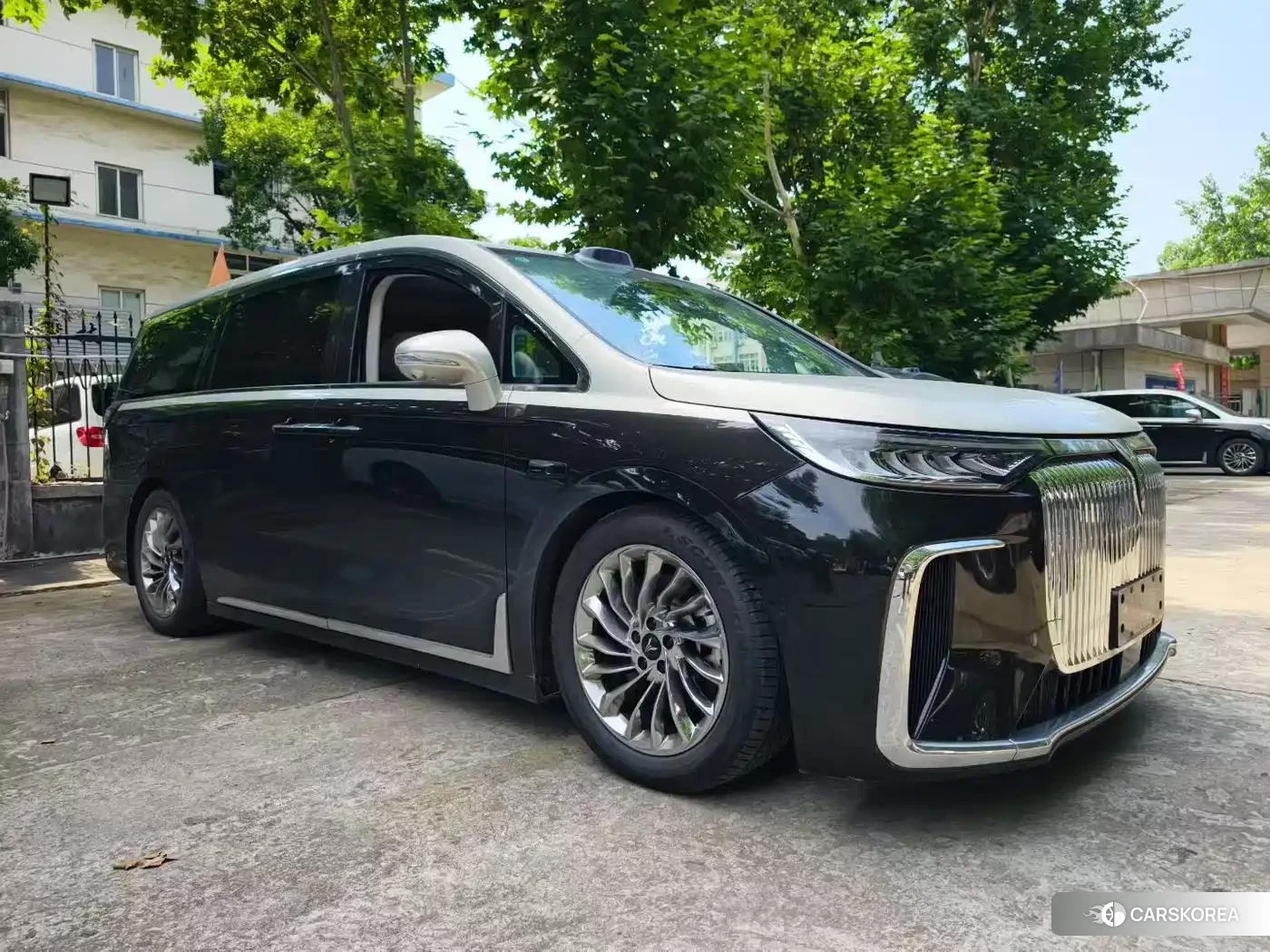 Lantu Automobile Lantu Dreamer id 4576843 из Китая 16