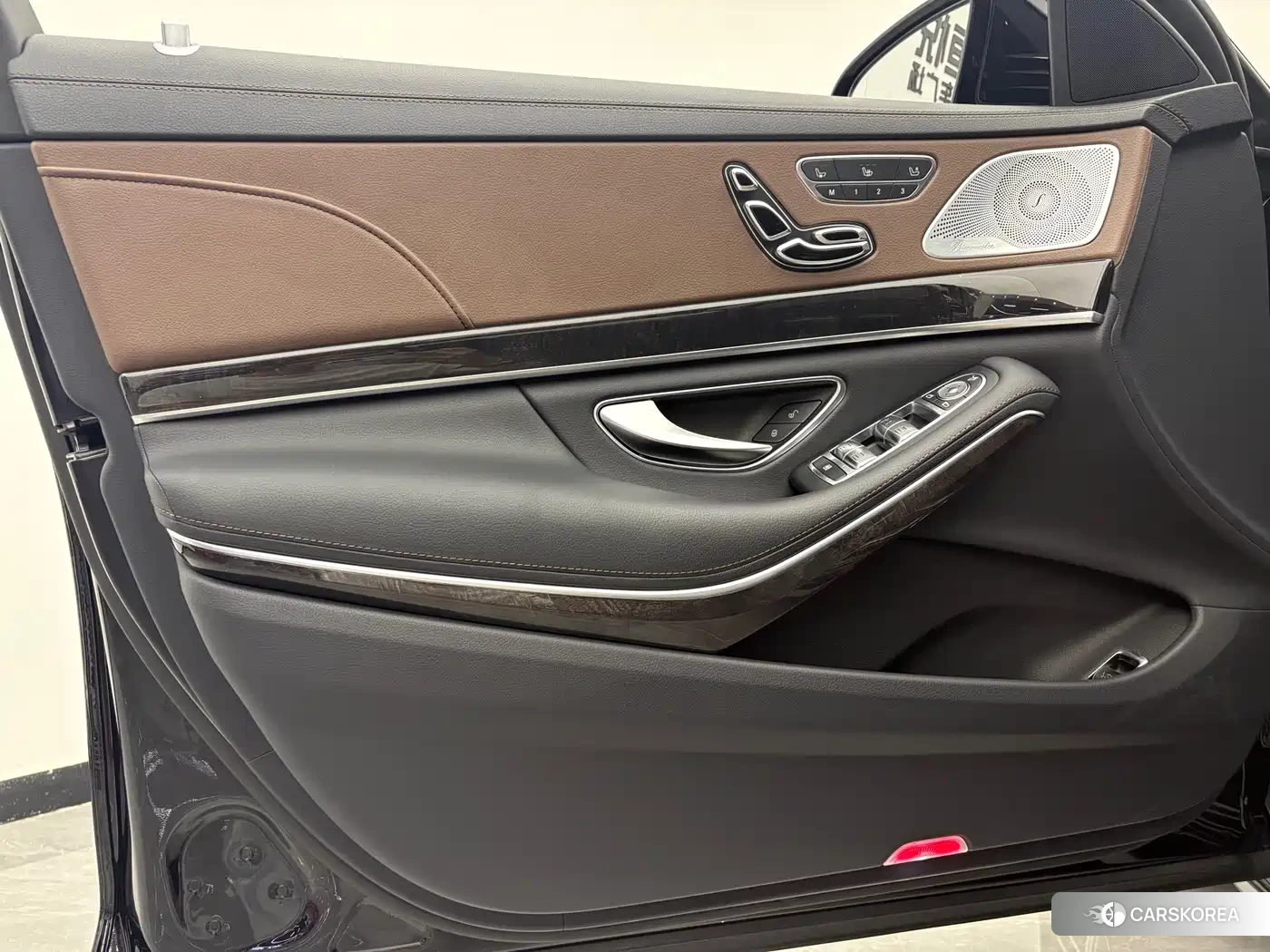 Mercedes-Benz S-Class id 4622666 из Китая 15