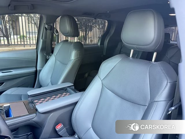 Toyota Saina id 4291535 из Китая 8