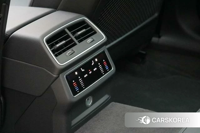 Audi A6L id 4258368 из Китая 14