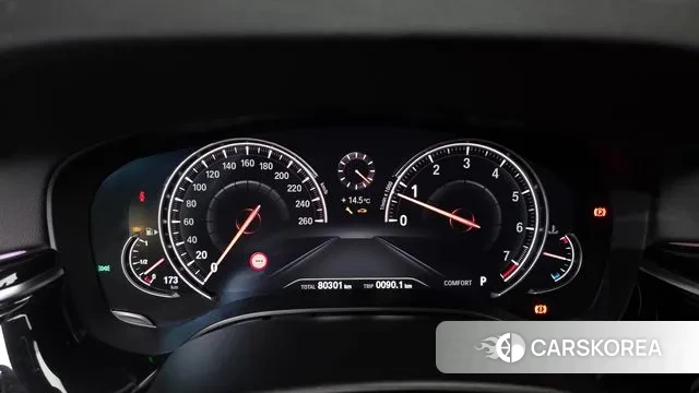 BMW 5 Series (G30) id 3489653 из Кореи 18