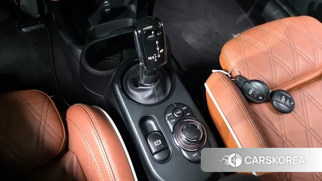 Mini Cooper S id 3592101 из Кореи 18