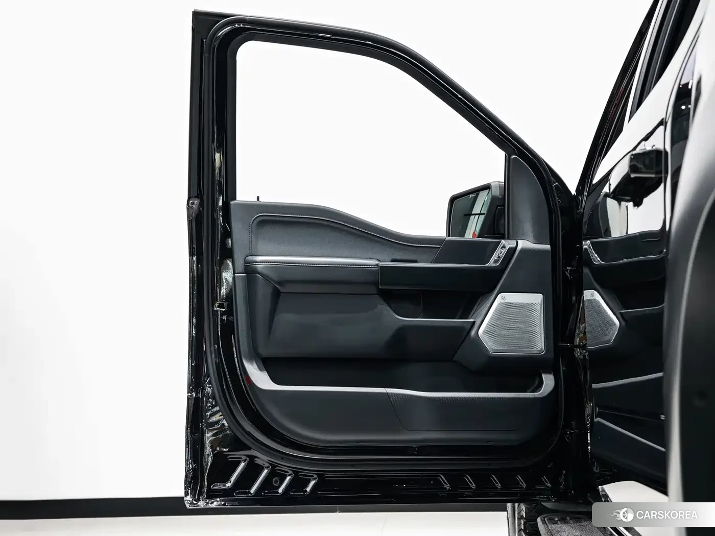 Ford F-150 id 4601723 из Китая 21