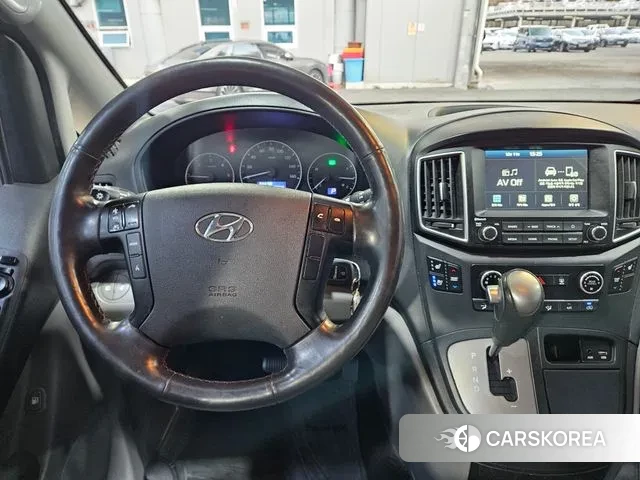 Hyundai The New Grand Starex id 3479250 из Кореи 17