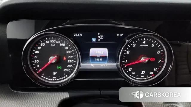 Mercedes-Benz E-Class W213 id 3188545 из Кореи 18