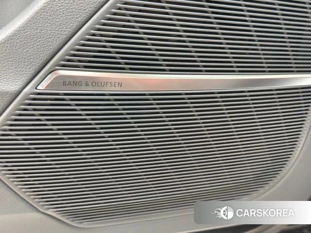 Audi Q7 id 4215207 из Китая 26