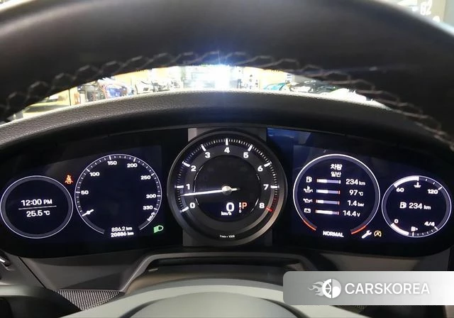Porsche 911(992) id 4594002 из Кореи 18