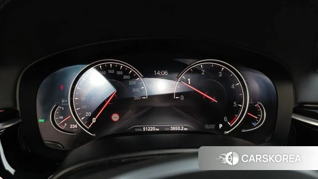 BMW 5 Series (G30) id 4543662 из Кореи 37