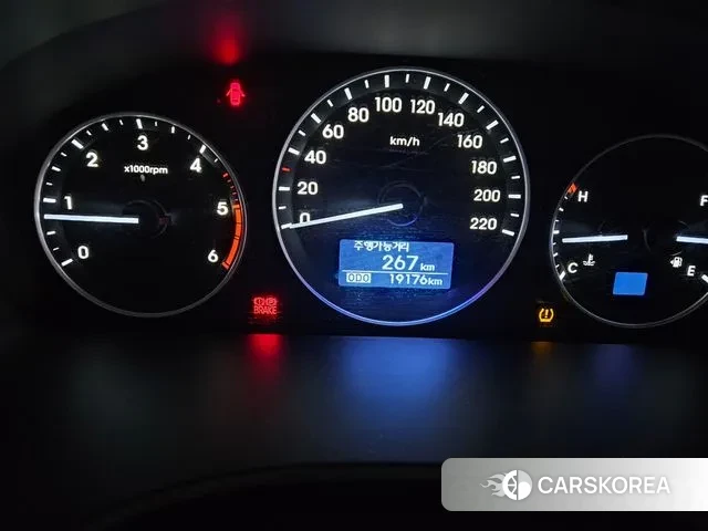 Hyundai The New Grand Starex id 3469933 из Кореи 18