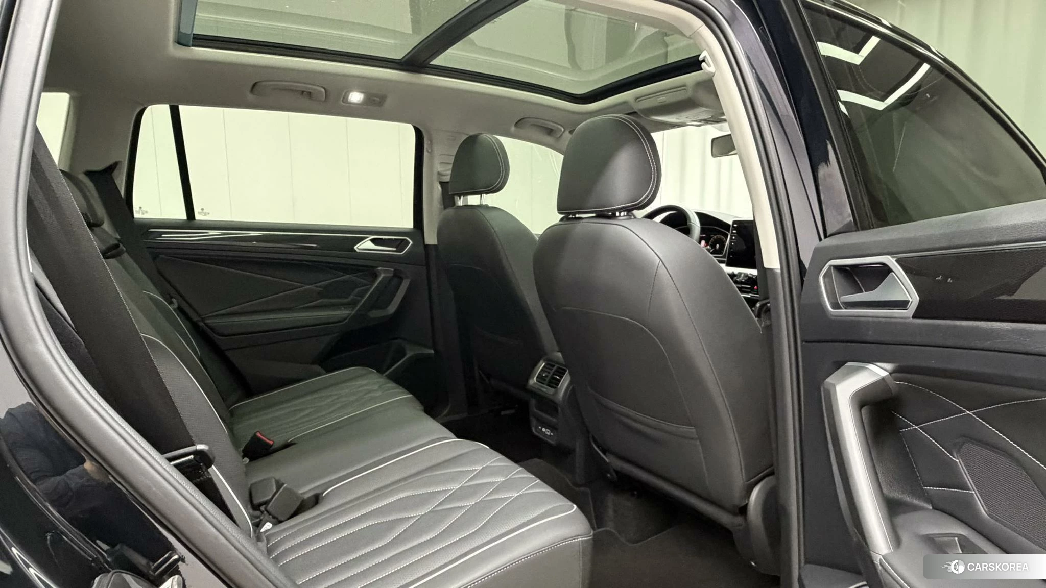Volkswagen Tiguan L id 4454167 из Китая 17
