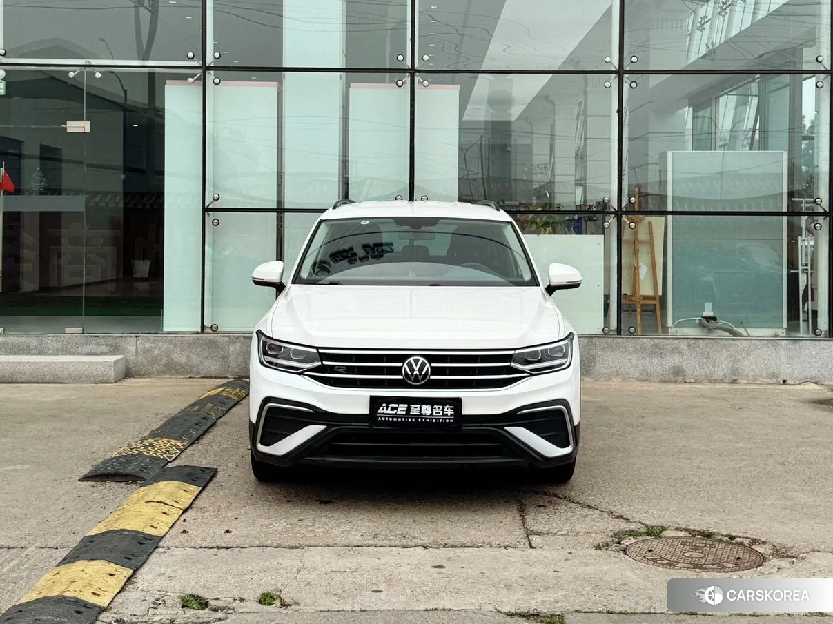 Volkswagen Tiguan L id 4421228 из Китая 18