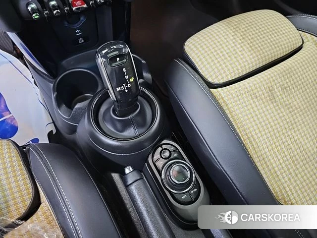Mini Cooper S id 4630687 из Кореи 16