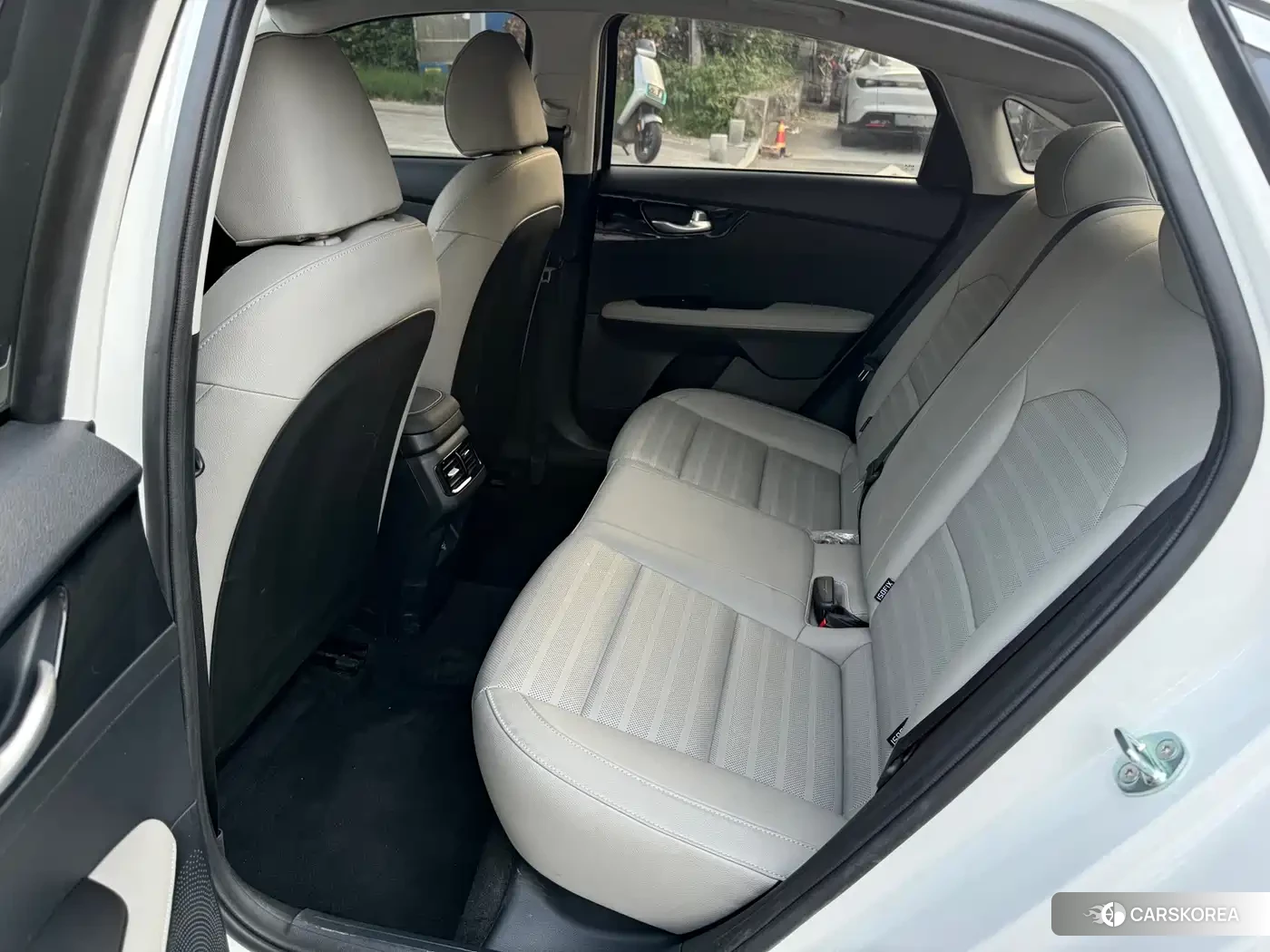 Kia K3 id 4514381 из Китая 14