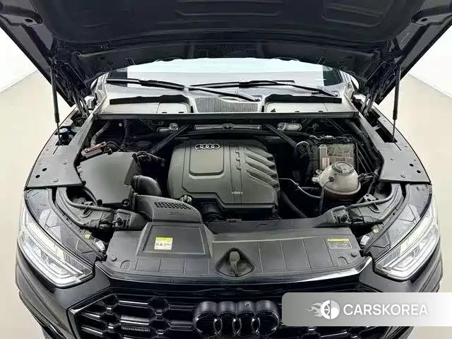 Audi Q5L id 4570669 из Китая 15