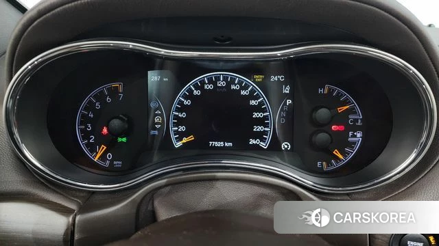 Jeep Grand Cherokee id 4776124 из Кореи 34