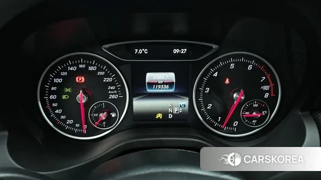 Mercedes-Benz A-Class W176 id 3578845 из Кореи 18