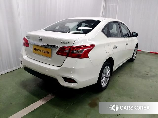 Nissan Xuan Yi id 4210873 из Китая 18