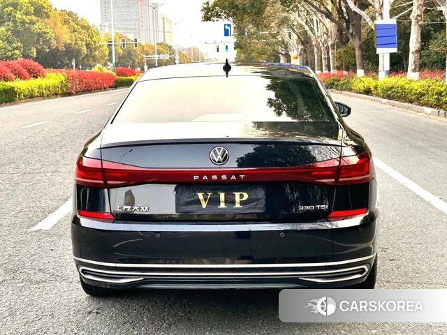 Volkswagen Passat id 4341582 из Китая 8