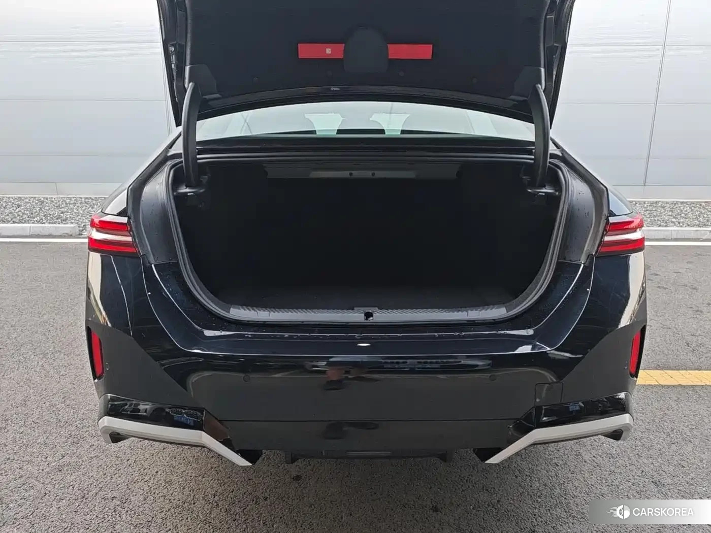 BMW i5 id 4617206 из Китая 15