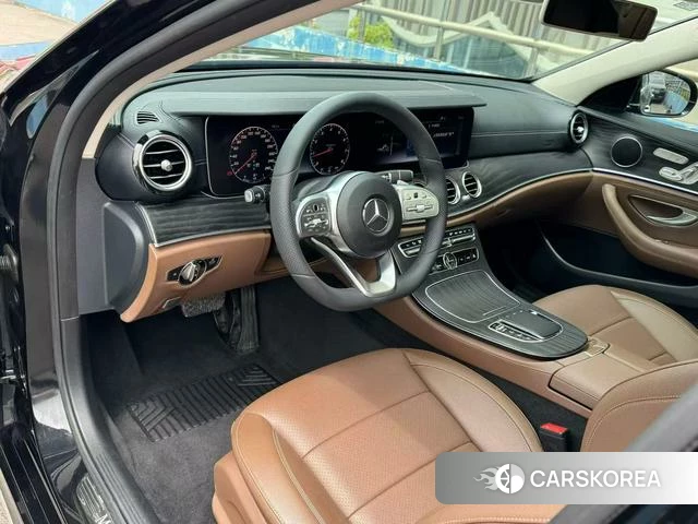 Mercedes-Benz E-class id 4239210 из Китая 8