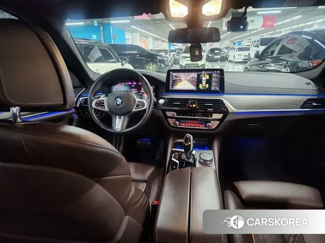 BMW 5 Series (G30) id 3385176 из Кореи 13