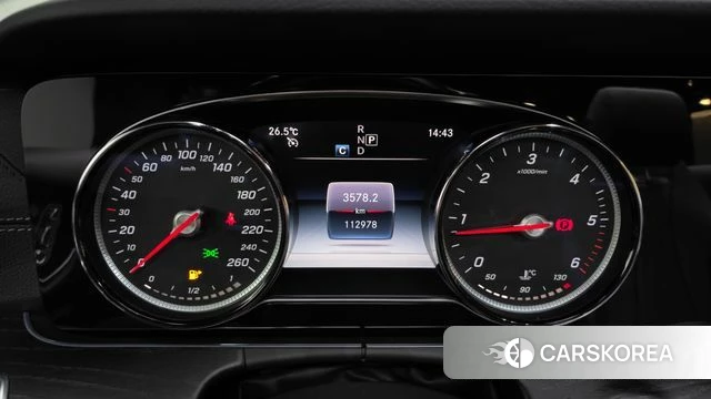 Mercedes-Benz E-Class W213 id 4446986 из Кореи 36