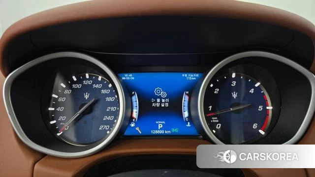 Maserati Ghibli id 4508046 из Кореи 30