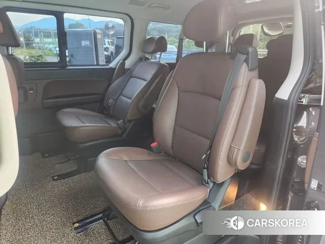 Hyundai The New Grand Starex id 3042299 из Кореи 18