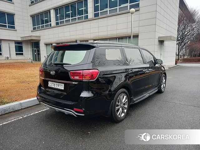 Kia The New Carnival id 3514769 из Кореи 18