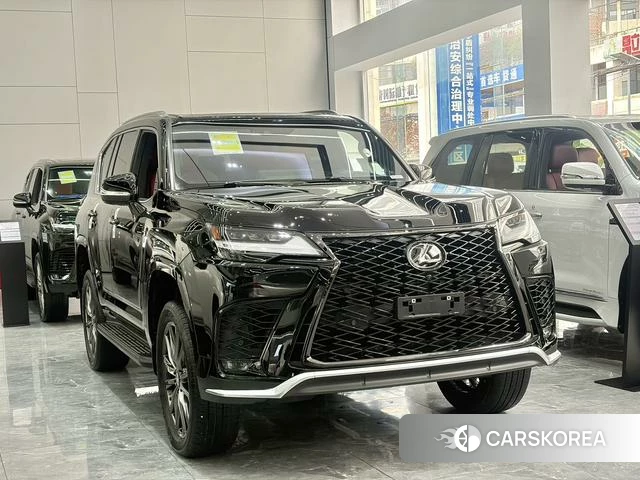 Lexus LX id 4260797 из Китая 8