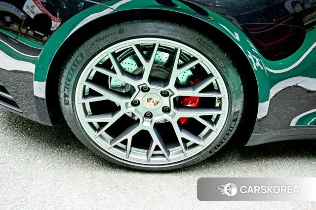 Porsche 911(992) id 3733319 из Кореи 18