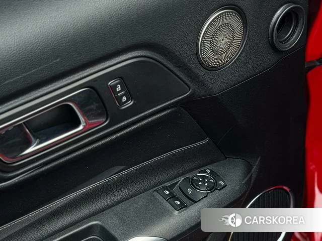 Ford Mustang id 4254574 из Китая 10