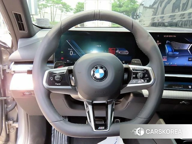 BMW 5 Series (G60) id 4590224 из Кореи 18