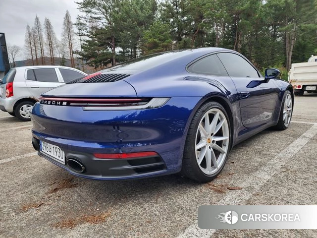 Porsche 911(992) id 3857378 из Кореи 17